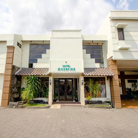 Oyo 1683 Hotel Musafira Syariah Yogyakarta Exterior foto