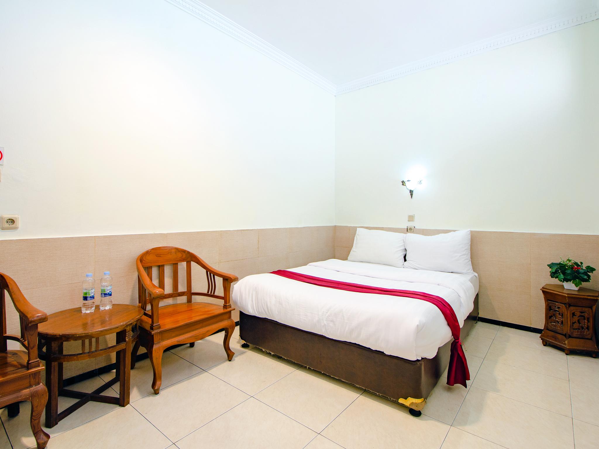 Oyo 1683 Hotel Musafira Syariah Yogyakarta Exterior foto