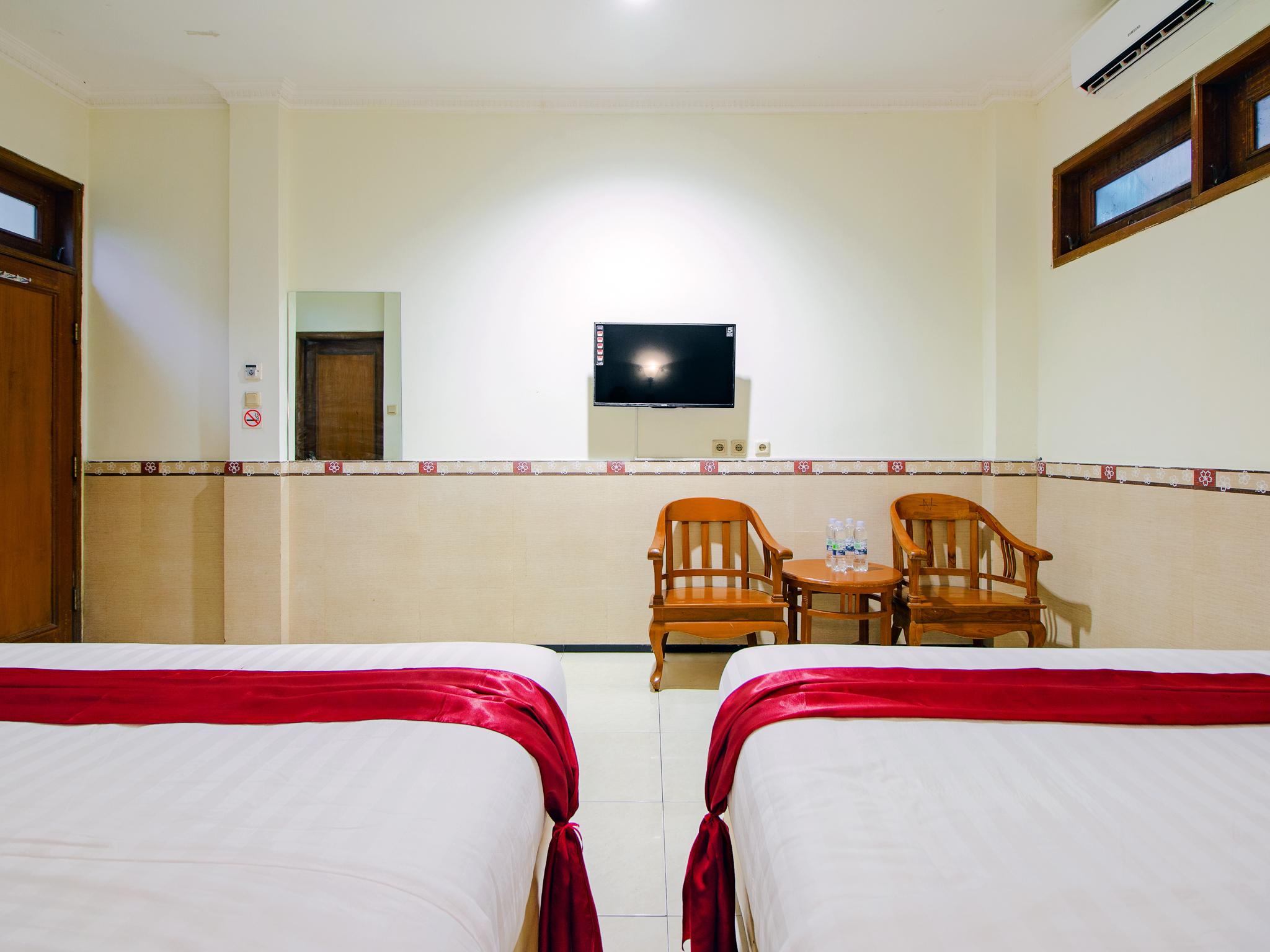 Oyo 1683 Hotel Musafira Syariah Yogyakarta Exterior foto